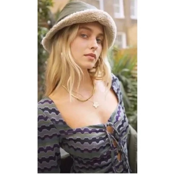 Zara Geometric Stripe Cut Out Dress - Picture 3 of 10